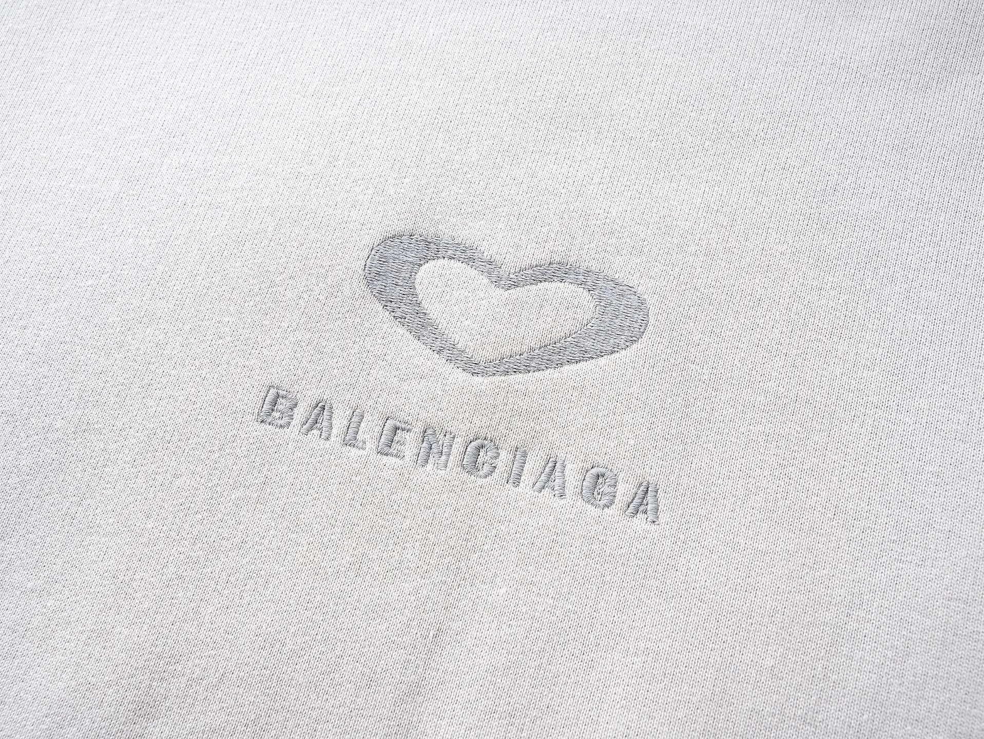 BALENCI*GA . . . . . . 460g . Same Style -Color：Black Cream White -SIZE：Xs S M L 8991#